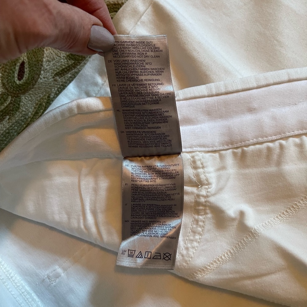 NYDJ White Wide Leg Cropped Jeans, 3X - Picture 5 of 9